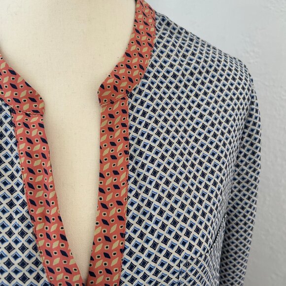 Joie 100% Silk Blouse Large Blue, Navy, White - Picture 2 of 7